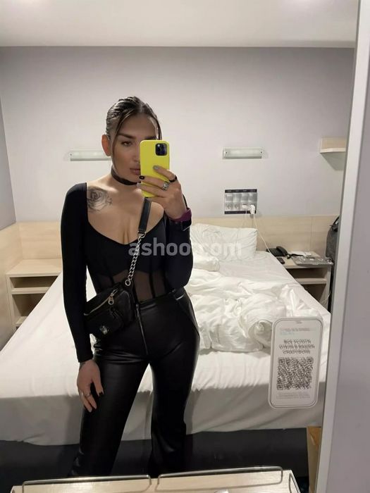 Почему профессиональные интим-партнеры не обсуждают своих постоянных клиентов?