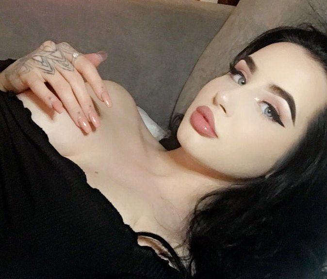 Ночные бабочки города: кто и как дарит радость по запросу